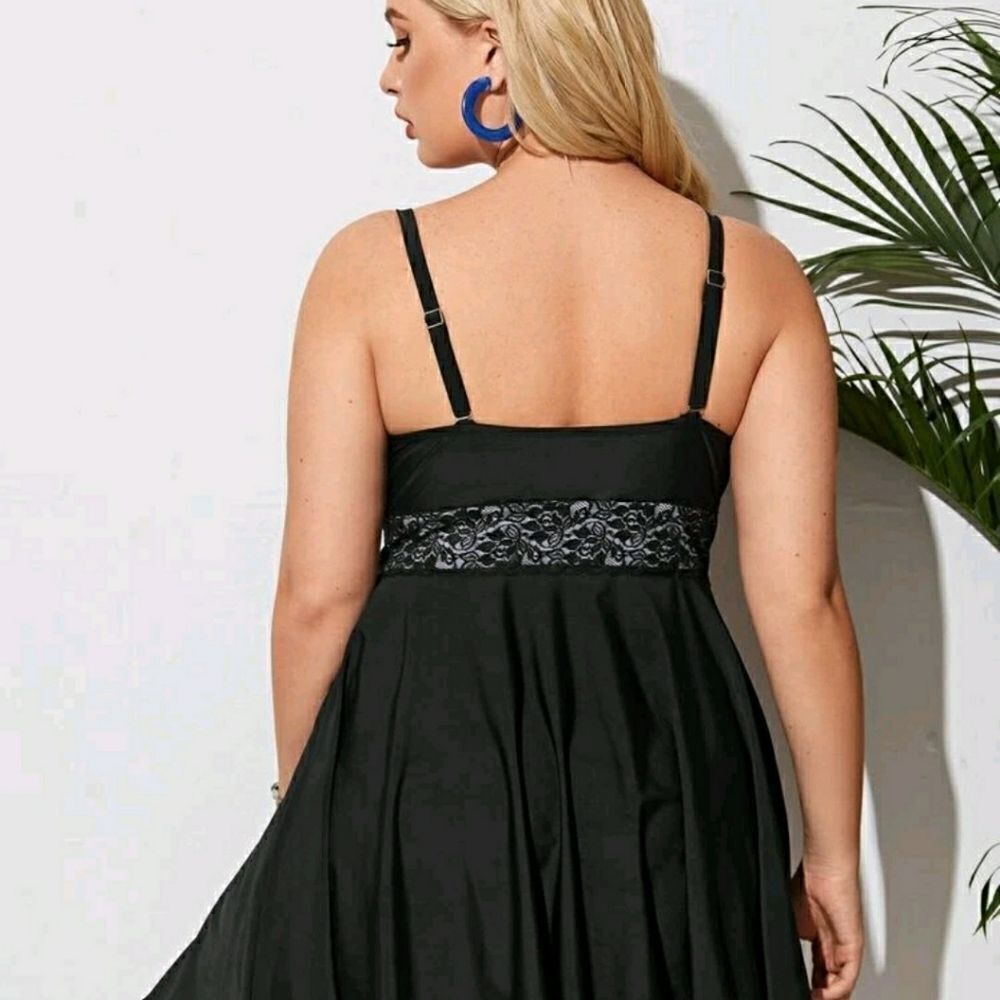 Plus Lace Insert Ruffle Hem Bikini Swimsuit - Picture 3 of 7